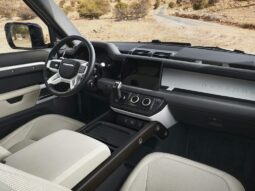 2024 Land Rover Defender full