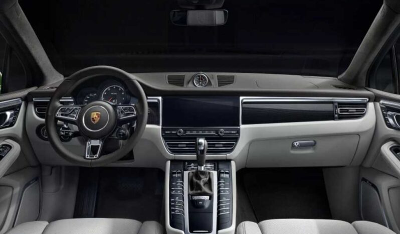 2023 PORSCHE MACAN full