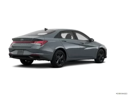 
										2025 Hyundai Elantra full									